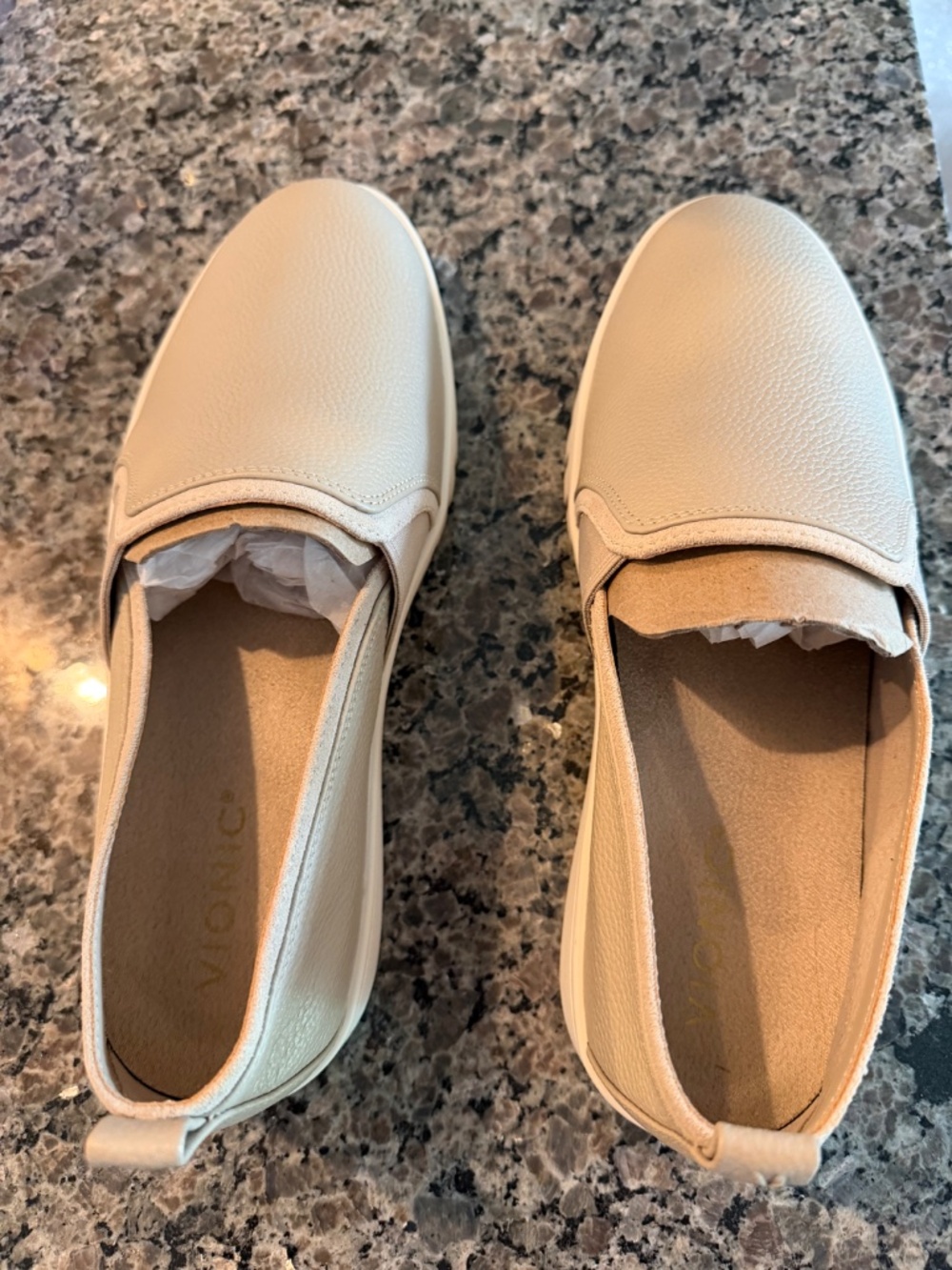 Vionic Shoes - Picture 2 of 4